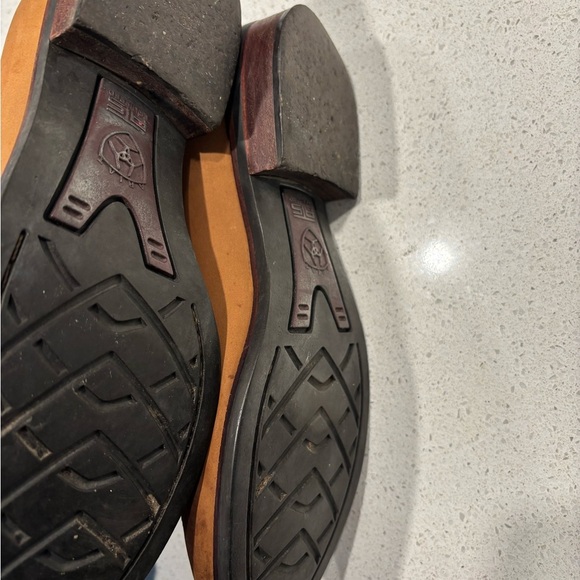 Ariat Slip On Loafers, size 7.5 - Picture 6 of 7